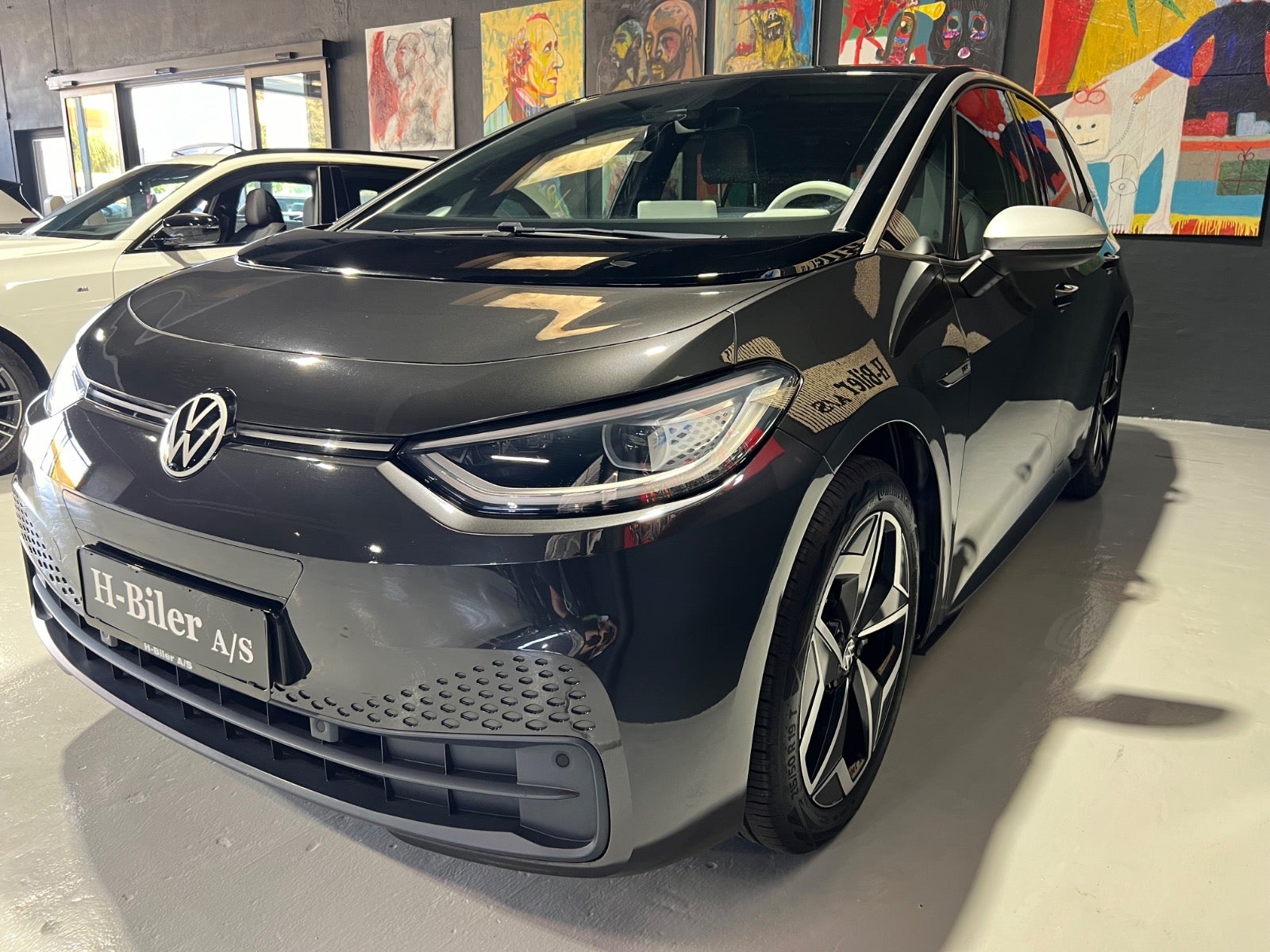 048d8825-7503-4dc2-a966-bc64030359d1