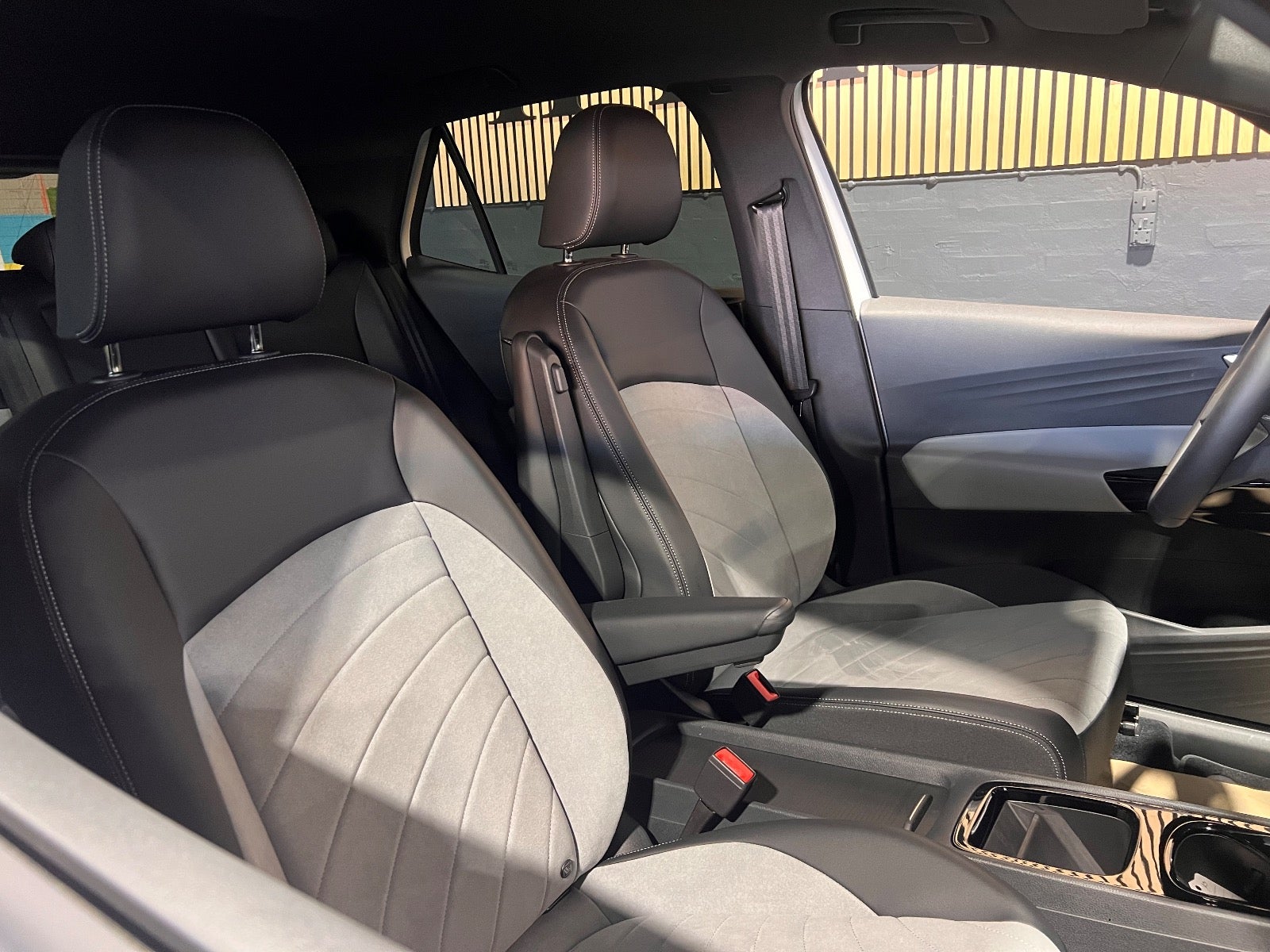 54b2c0a2-2dcc-4443-a5d5-bbfdf49ddb62