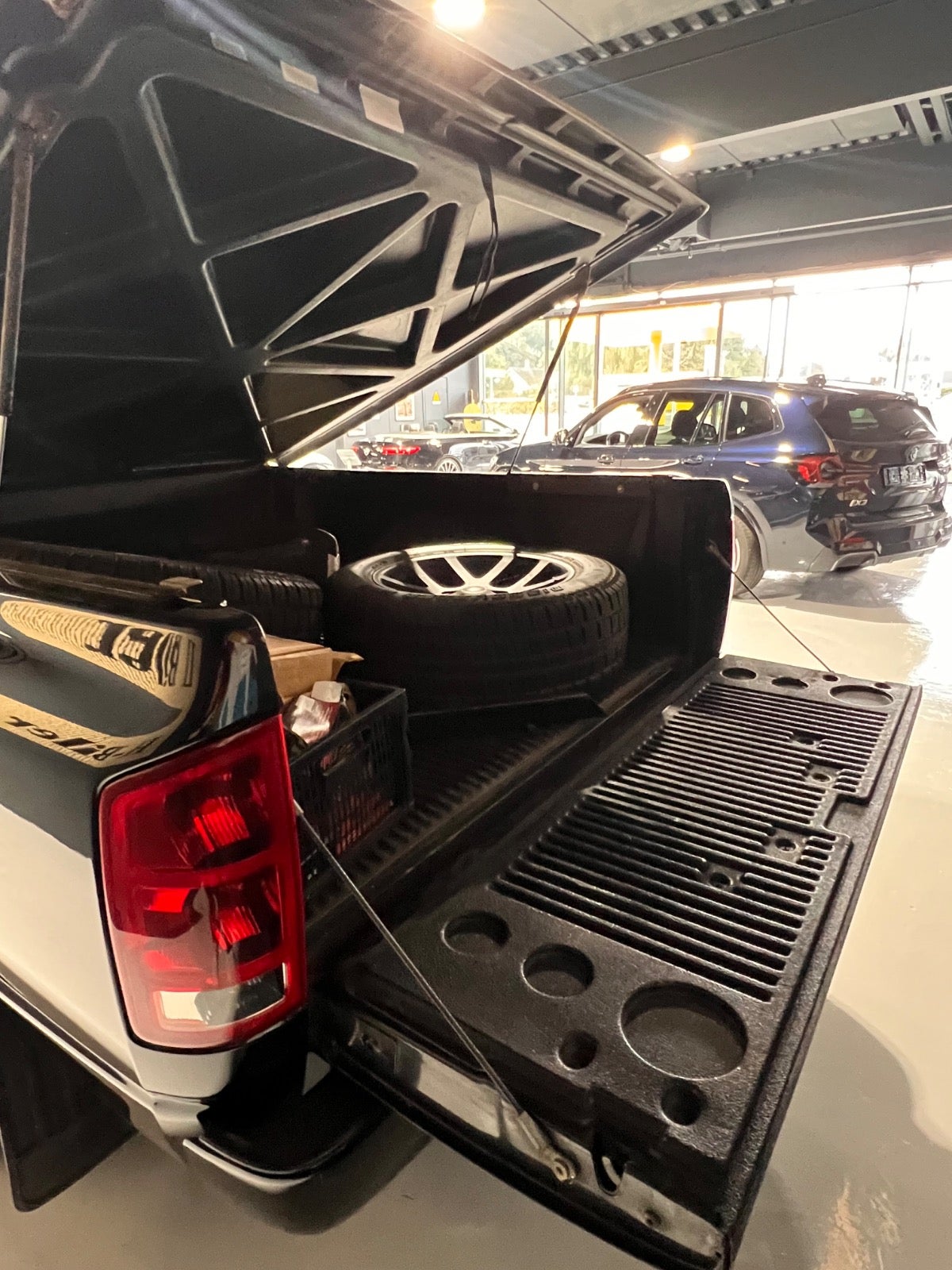 5a8a2f5b-1e80-4057-a2ed-7facf70865c4