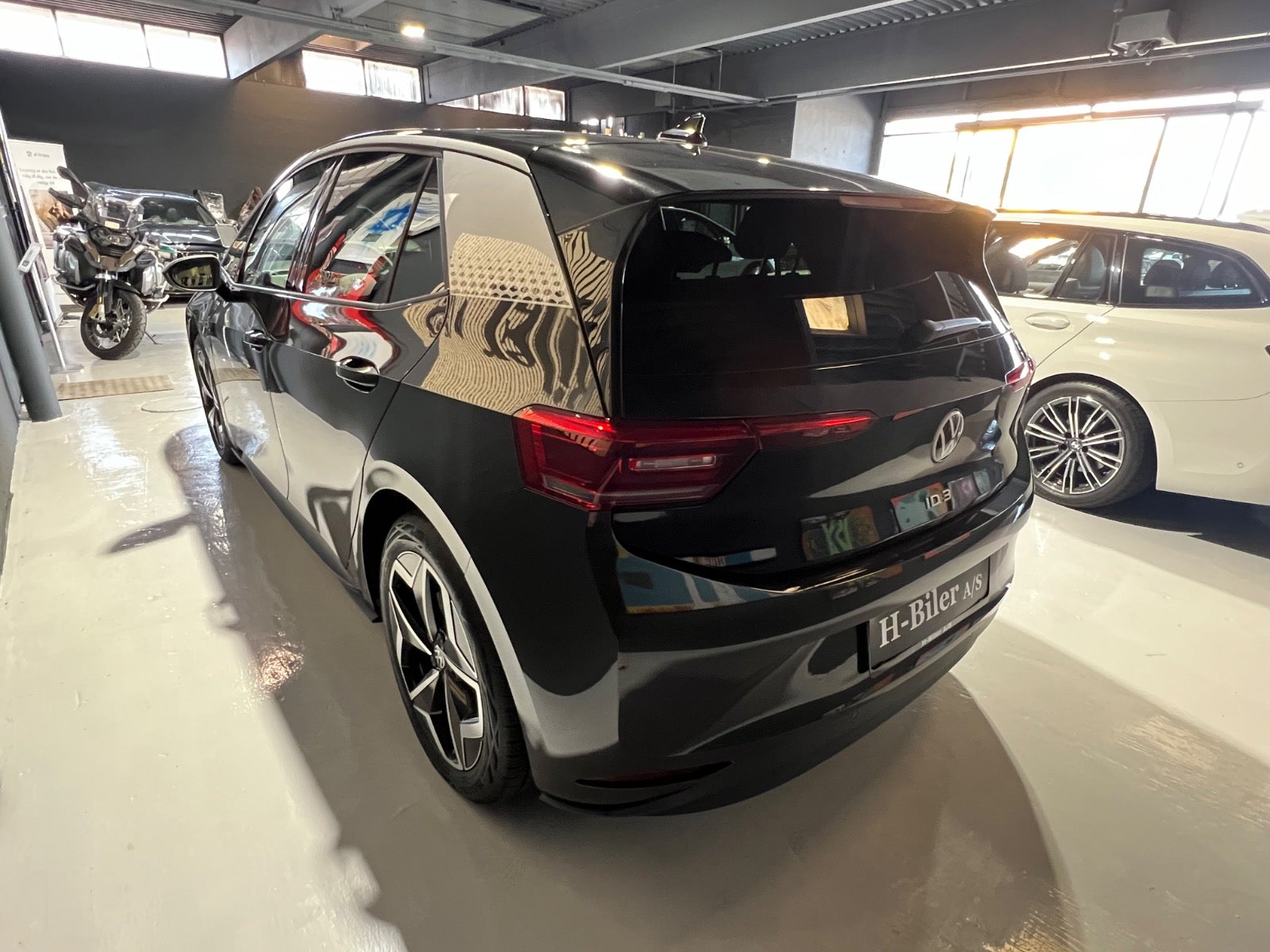 6dca4b27-aeb0-4853-8bd8-2967f14be899