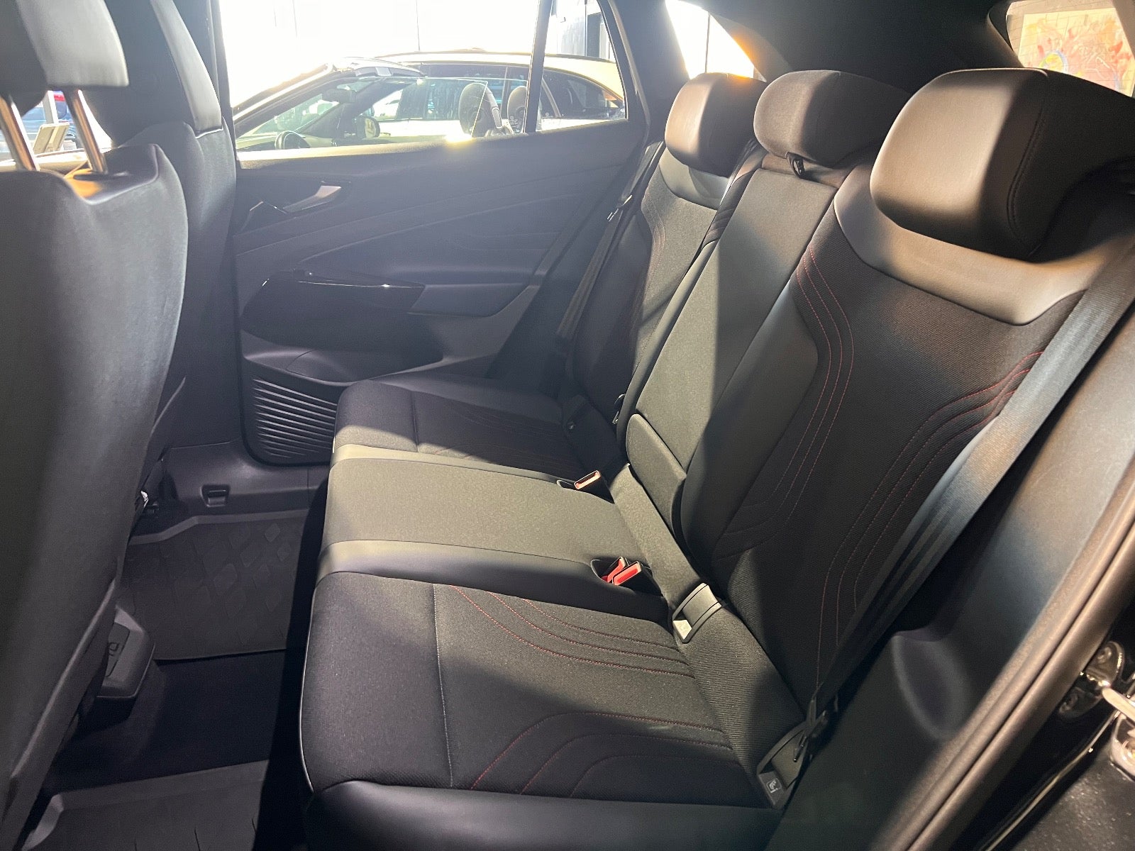 8b74febe-9a95-47b1-a989-e8fc074c2a2d