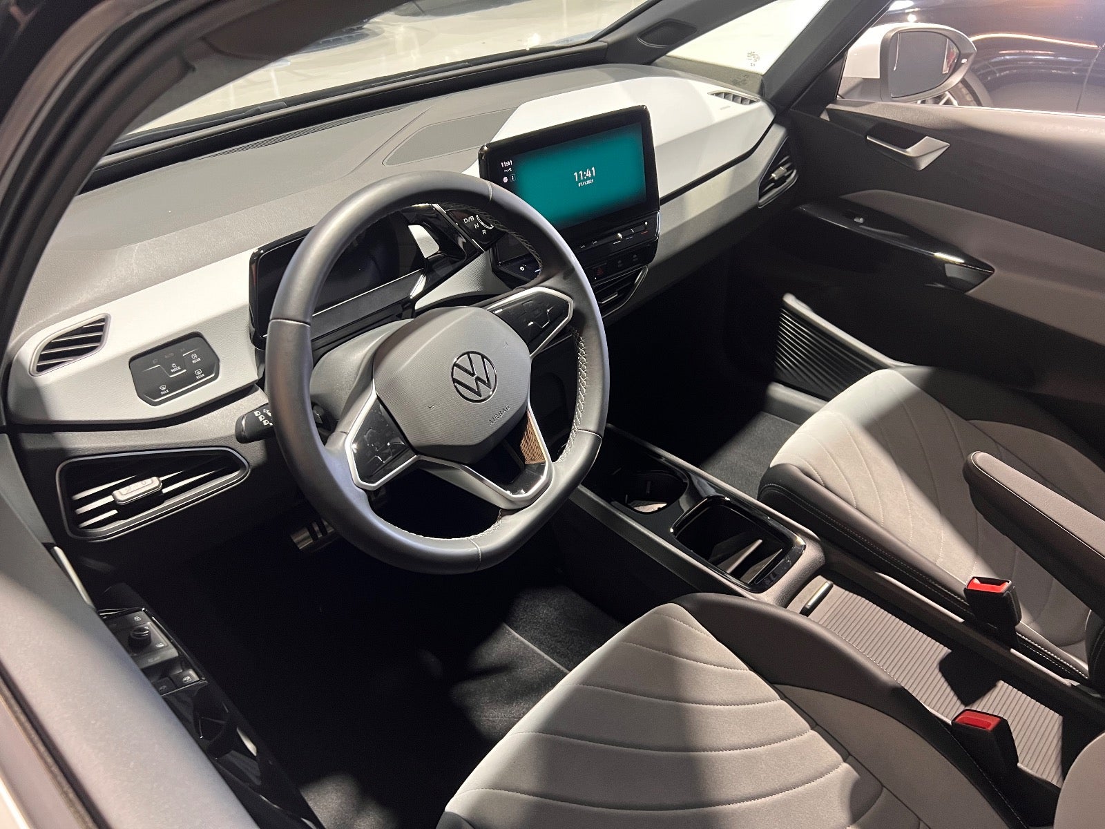 92b7508c-43b5-42d7-a6f9-f404607da151