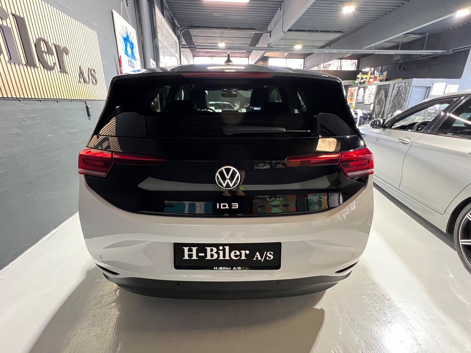 98dc94a0-ed41-41af-b9a1-88e9bfd946da