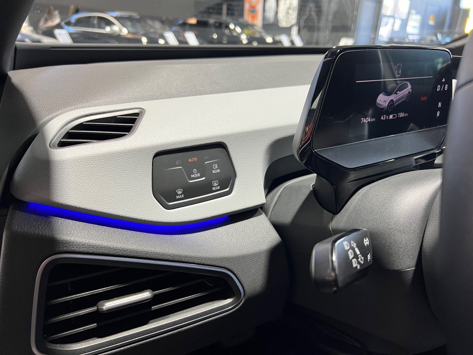 d0b4597f-3e63-48e5-a91a-1868ca7103f4