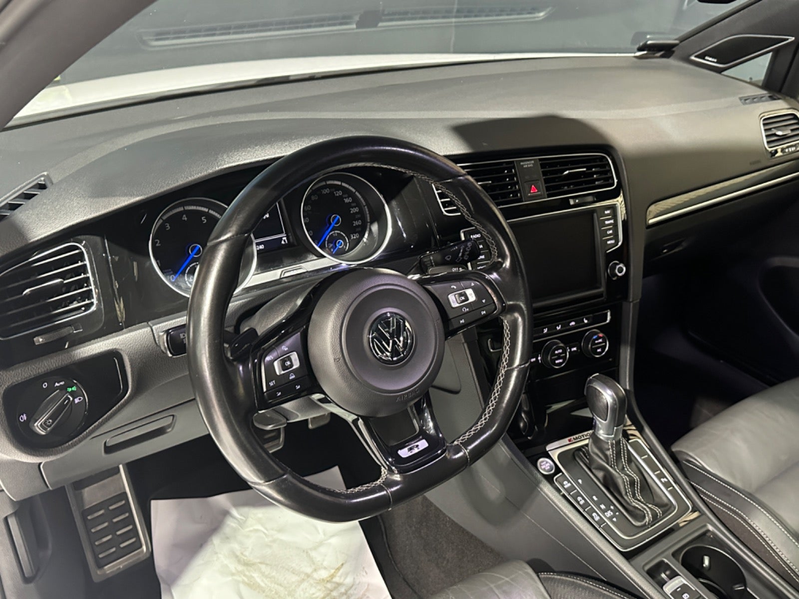 d518a8e9-a802-4d5a-b0ff-2604e9a9981b-1