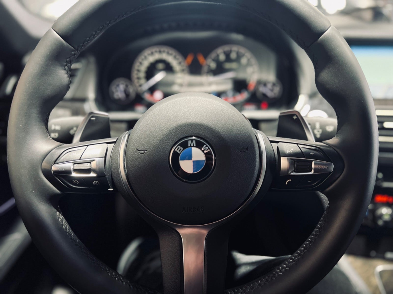 d81983c3-208a-4d09-afb3-efc1e32bf57a-1