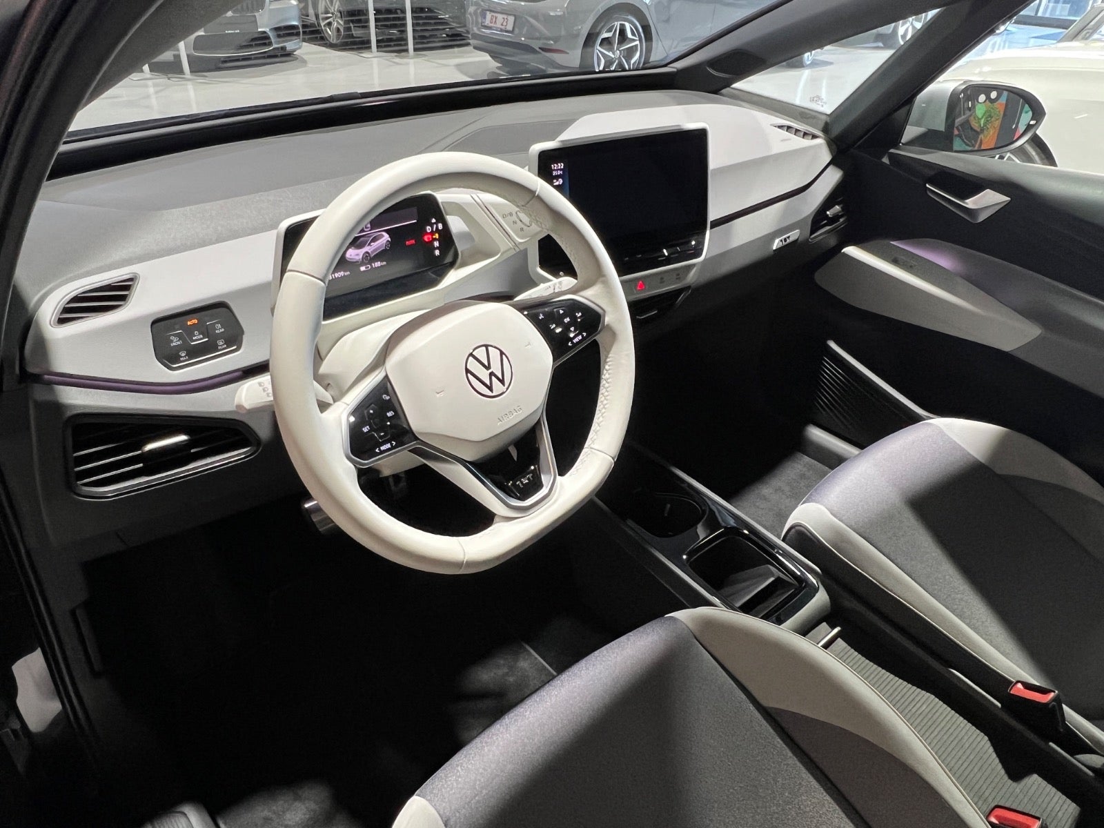 f104847d-479b-4455-929e-b87a33d0d528