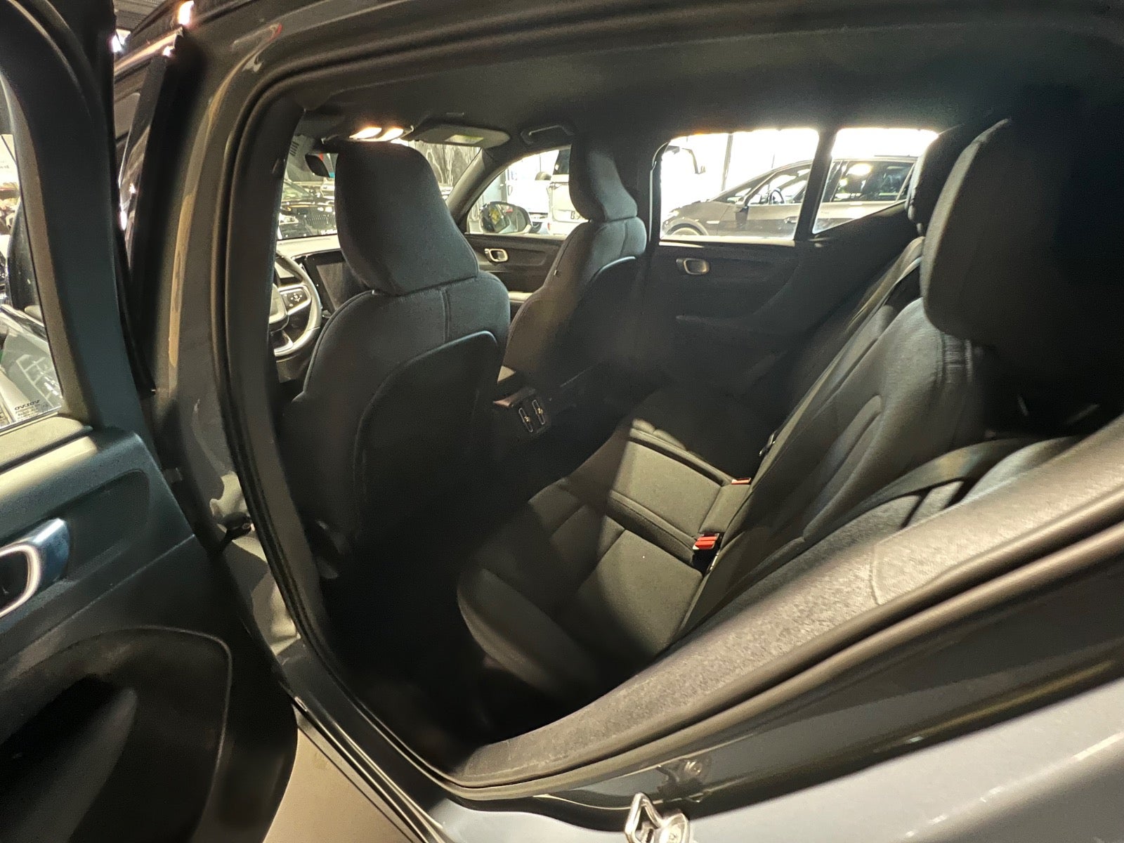 93c7c301-74c6-40fe-a0bd-c92cb4f41dd1